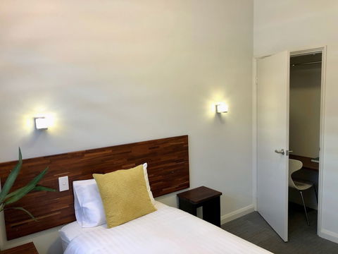 Gallery Hotel - Tourism Noosa 4