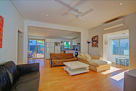 Oakland Cottage - Tourism Noosa 4