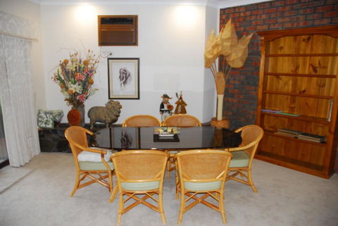 Gaerwood B & B - Tourism Noosa 1