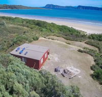 Cloudy Bay Cabin - Tourism Noosa