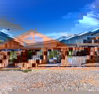 Bruny Island Lodge - Tourism Noosa