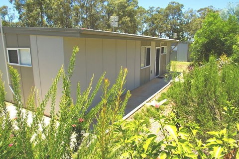 Honeybee Country Accommodation - Tourism Noosa 6