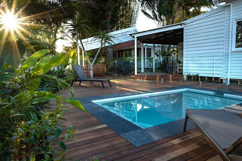 A PERFECT STAY - Bamboo Beach House - Tourism Noosa 1