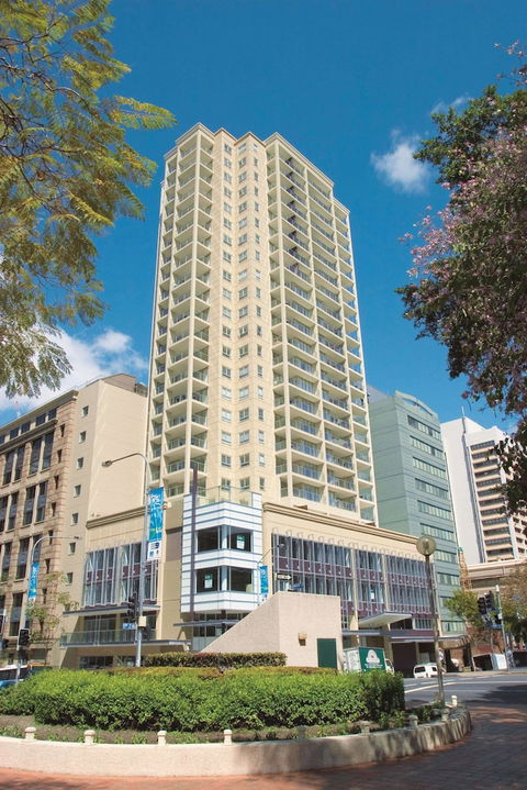 Oaks Brisbane Lexicon Suites - Tourism Noosa 0