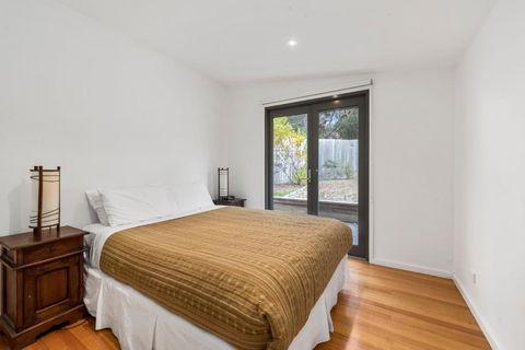 Inn Off The Reef - Tourism Noosa 7
