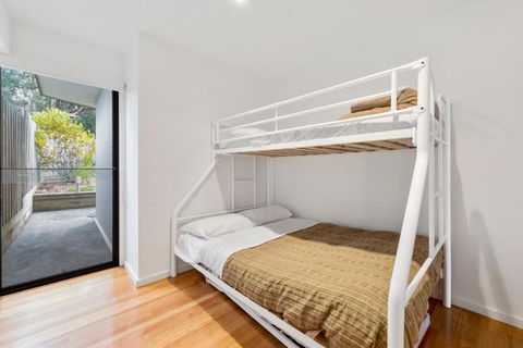 Inn Off The Reef - Tourism Noosa 3