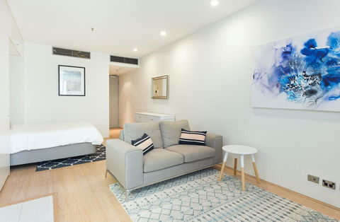 TT302 Darlinghurst Sydney Studio - Tourism Noosa 4