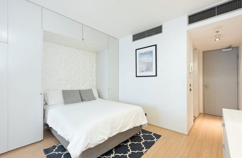 TT302 Darlinghurst Sydney Studio - Tourism Noosa 6