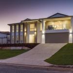 Brand New Executive Living - Tourism Noosa 0