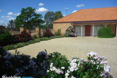 Fairways Bed & Breakfast At Jerilderie - Tourism Noosa 0