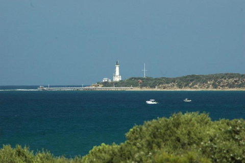 Twomeys Cottage - Tourism Noosa 2