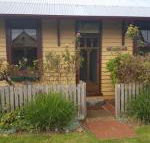 Twomeys Cottage - Tourism Noosa