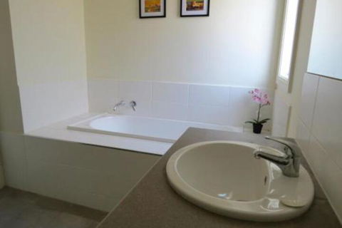 38 Wright Tce Encounter Bay - Tourism Noosa 2