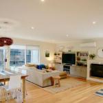 Beachcomber - Tourism Noosa 0