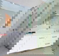 Ocean 180A - Tourism Noosa