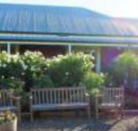 Bed  Breakfast at Tiffanys - Tourism Noosa