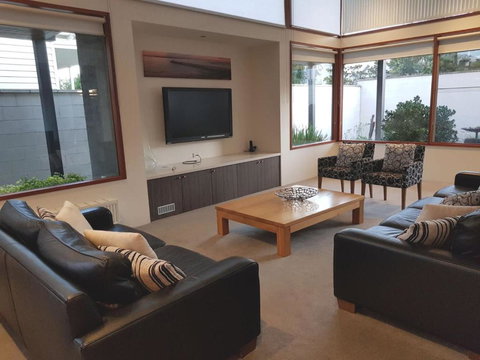 Beach Haven - Tourism Noosa 3