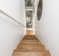 Two Storey Lux Apartment Near CBD - Tourism Noosa