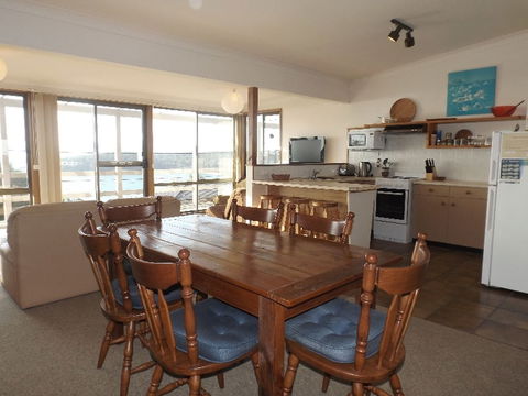 Donaldsons At Pambula Beach - Tourism Noosa 0