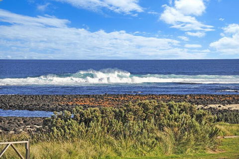 ESCAPE 2 BROPHY - Tourism Noosa 1