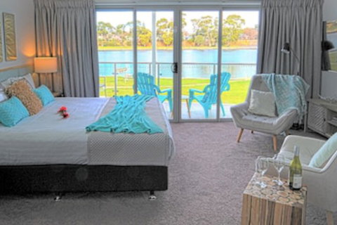 Ulverstone River Edge Apartments - Tourism Noosa 0