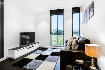 ESTHER, 2BDR South Yarra Apartment - Tourism Noosa 0