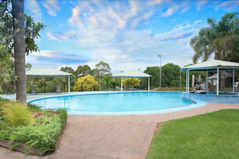 Lakeview Villa's - Tourism Noosa 1