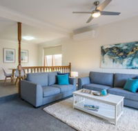 Parkview Villa 2 Luxury 3 Bedroom Home - Tourism Noosa