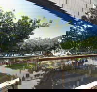 Maggies Beachfront Apt. 5