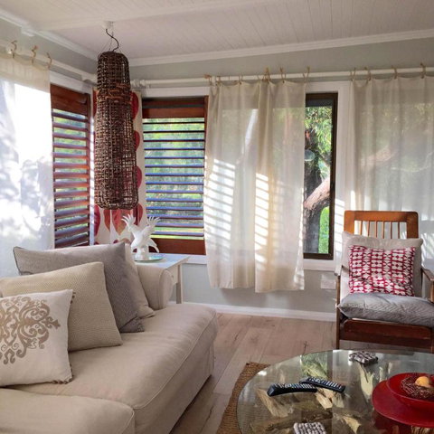 The Perfect Home & Location - Tourism Noosa 4