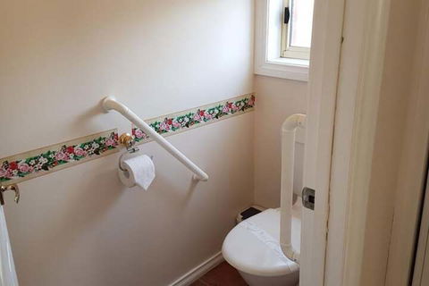 Cobram Cottage - Tourism Noosa 3