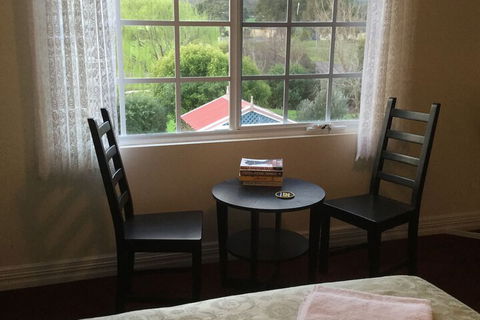 Painted Lady Bed & Breakfast - Tourism Noosa 1