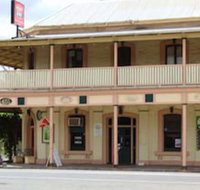Royal Exchange Hotel - Tourism Noosa