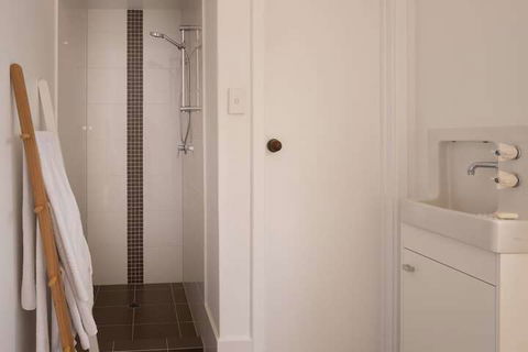 The Kinninmont House - Tourism Noosa 2