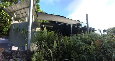 Earthship Daintree - Tourism Noosa 4