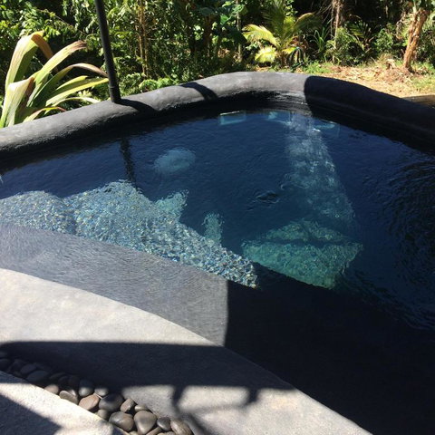 Earthship Daintree - Tourism Noosa 5