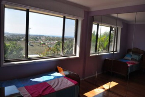 Lake & Ocean View - Tourism Noosa 5