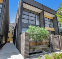 Accommodate Canberra - Parbery - Tourism Noosa