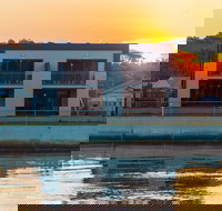 Ulverstone Waterfront Apartments - Tourism Noosa