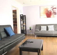 Canberra Entire House 3 Bedroom - Tourism Noosa