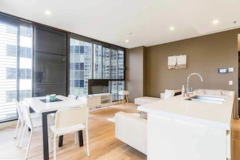 Fabulous City 2 BDR Apt In New Building - Tourism Noosa 0