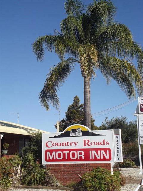 Country Roads Motor Inn - Tourism Noosa 5