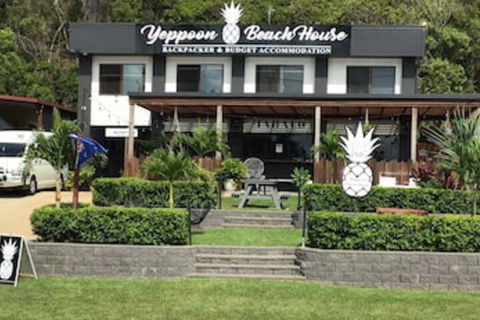 Yeppoon Beachhouse - Hostel - Tourism Noosa 0