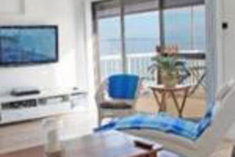 Waterfront Port Noarlunga - Tourism Noosa 0