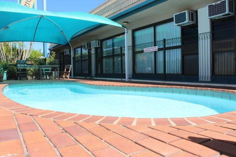 Fitzroy Motor Inn - Tourism Noosa 2