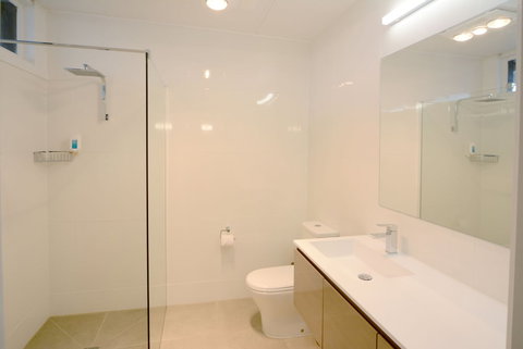 The Bridge - Tourism Noosa 3