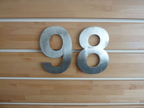 Motel 98 - Tourism Noosa 1