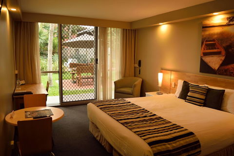 Motel 98 - Tourism Noosa 5