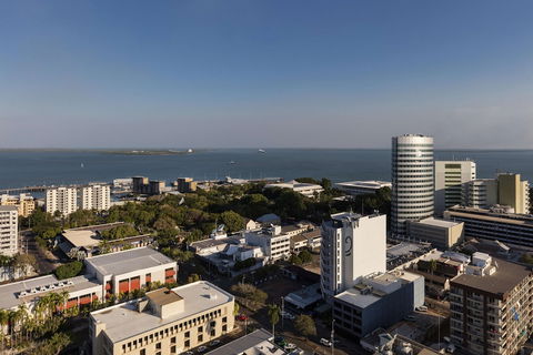 Oaks Darwin Elan Hotel - Tourism Noosa 1
