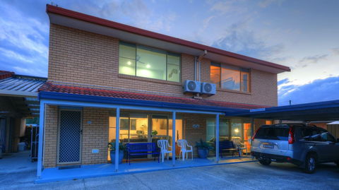 Yamba Motor Inn - Tourism Noosa 4